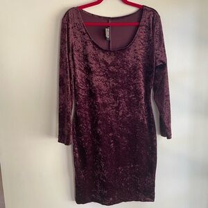 Stretch Velvet Scoop Neck Dress